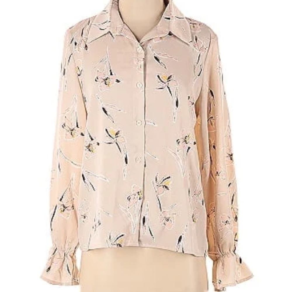 NWT Kittenish Floral light pink  Women's Top